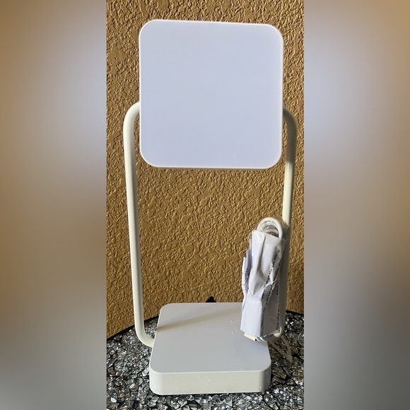 NWT room essentials panel task table lamp - Picture 11 of 11